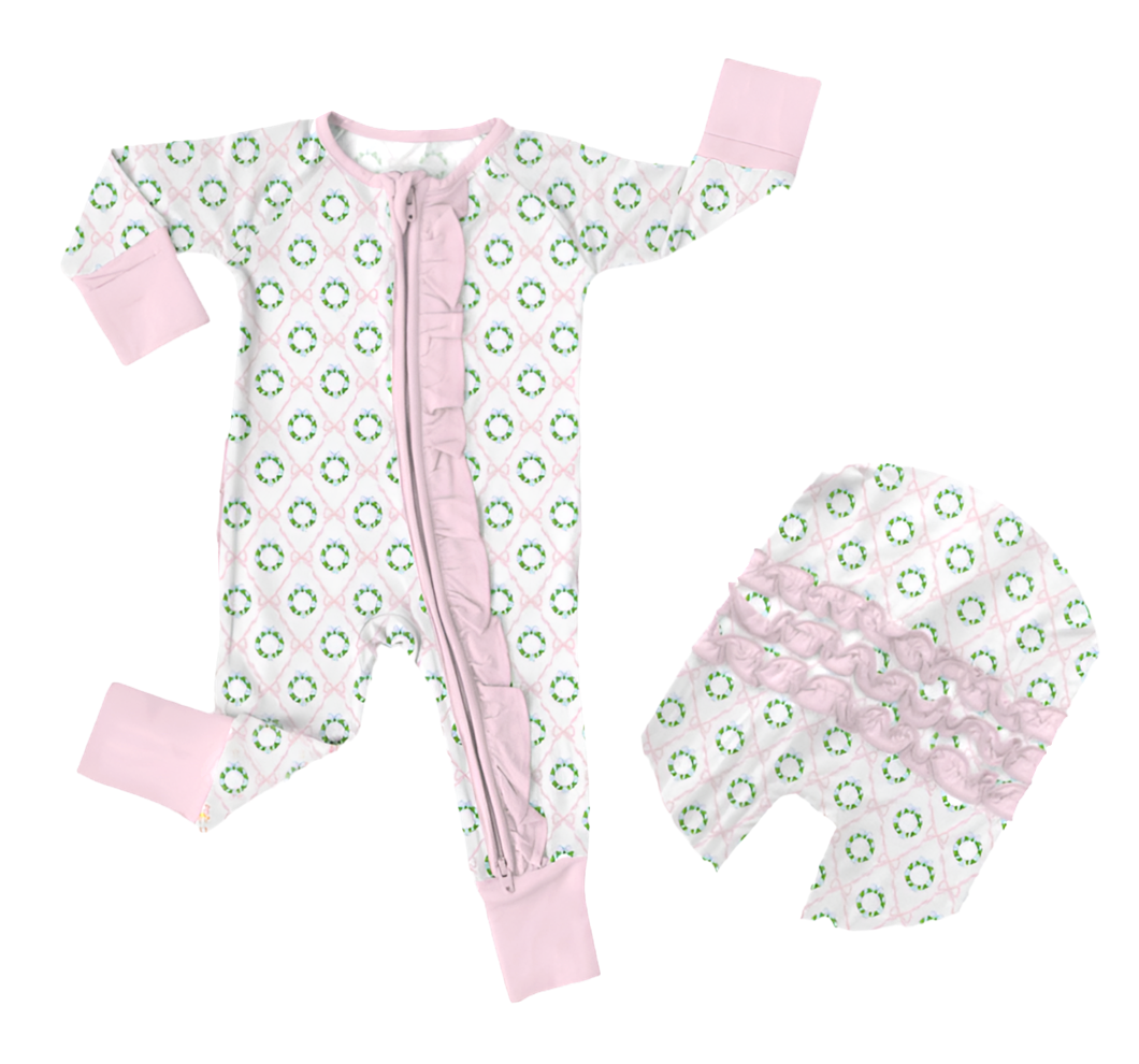 Pink Bows + Christmas Wreaths Zippy